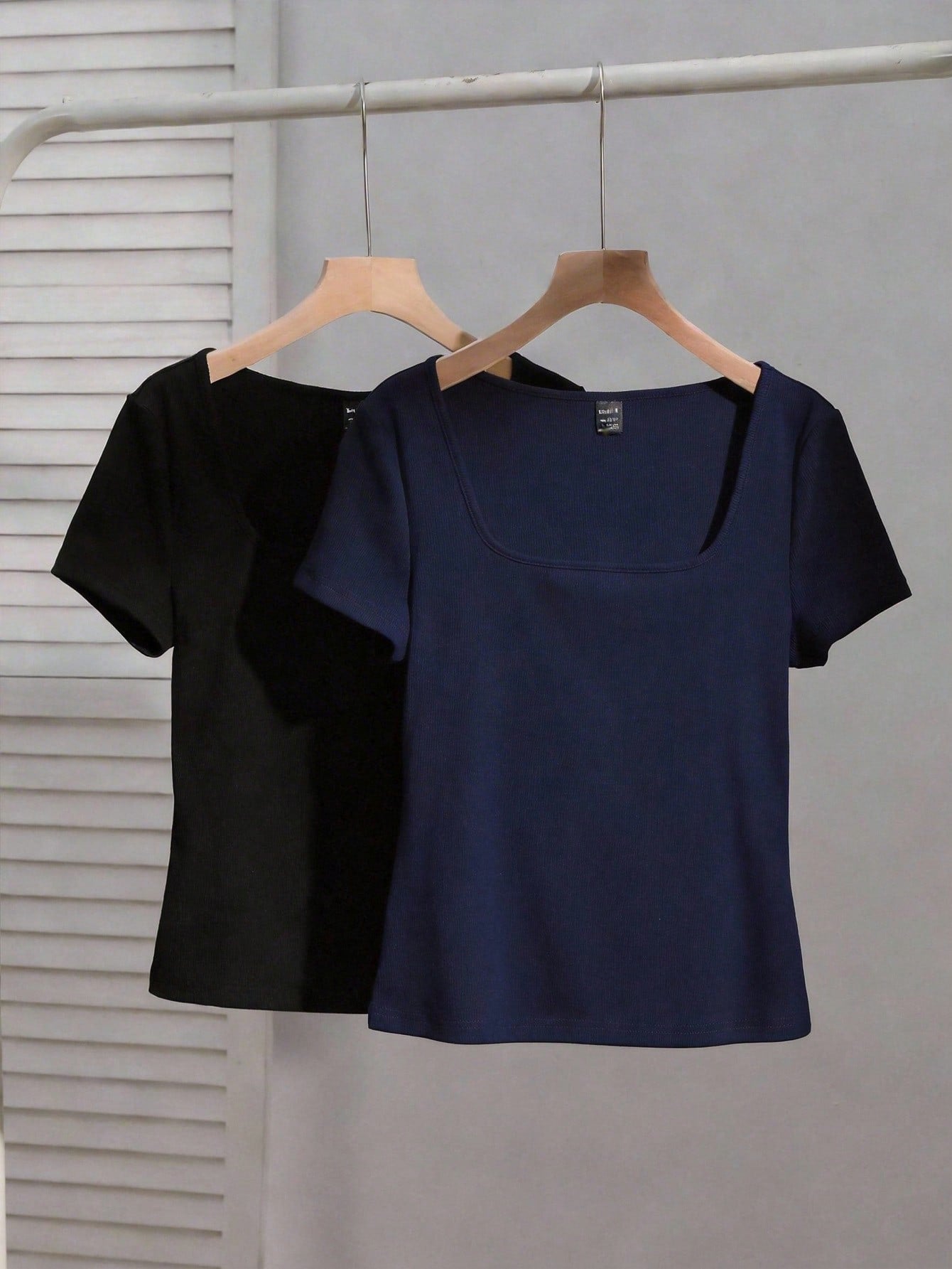 Women’s basic square neck tee shirt set